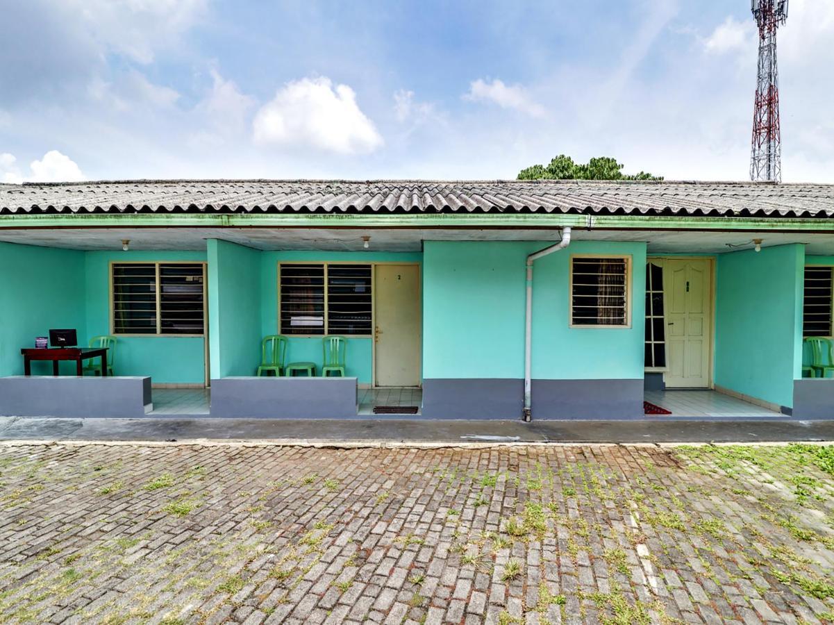 Spot On 90003 Villa Tawang Чианджур Экстерьер фото