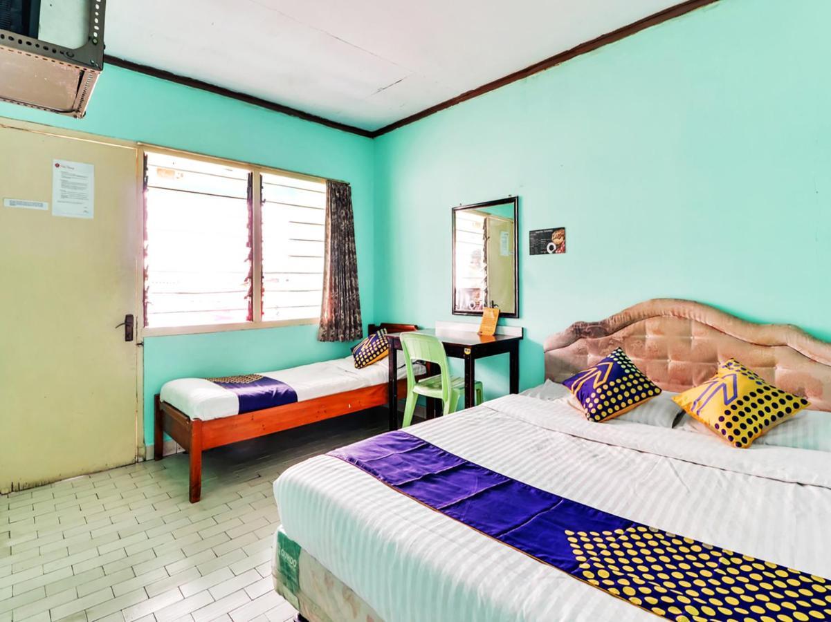 Spot On 90003 Villa Tawang Чианджур Экстерьер фото