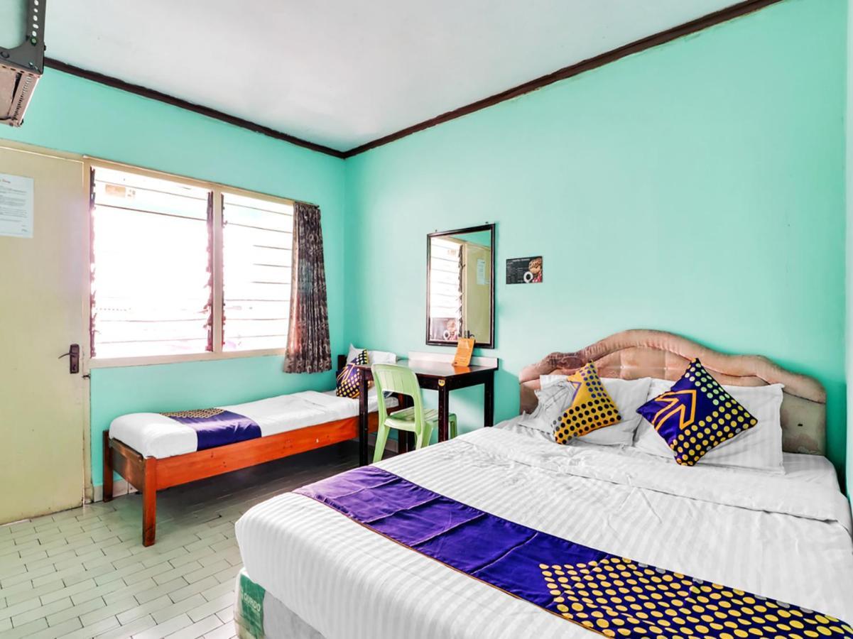 Spot On 90003 Villa Tawang Чианджур Экстерьер фото