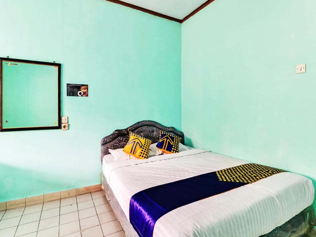 Spot On 90003 Villa Tawang Чианджур Экстерьер фото